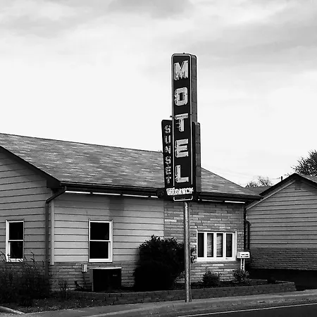 Sunset Motel